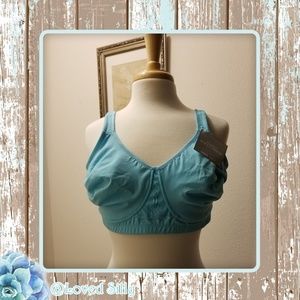 NWT Beautiful light blue (aqua) bra